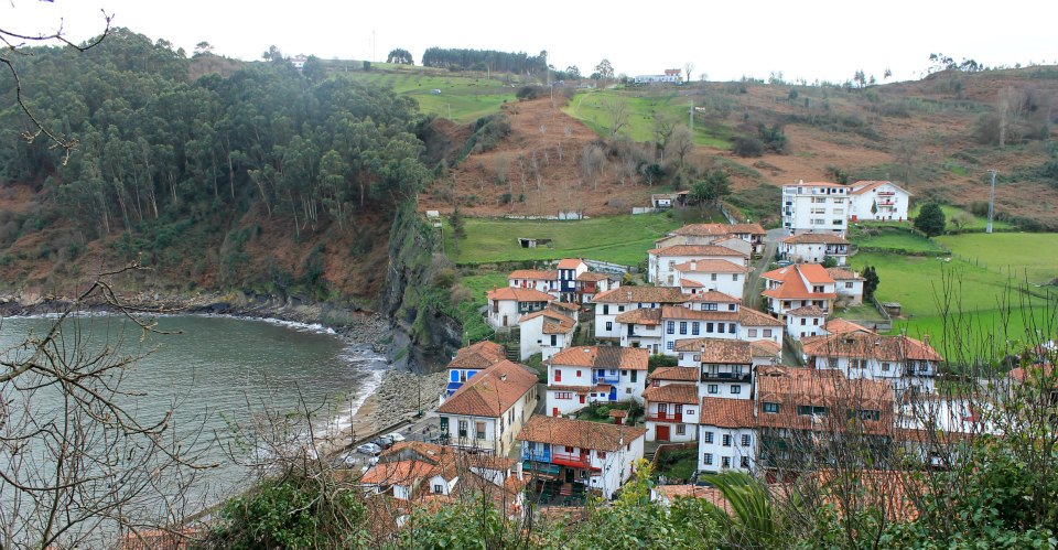 pueblos asturias descenso sella tazones